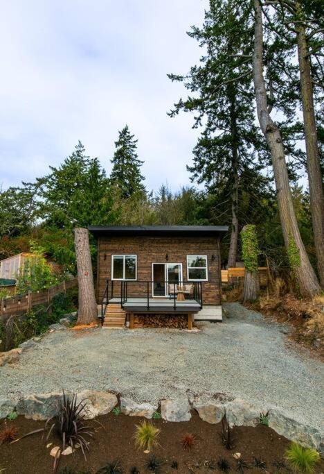 1-Bedroom Knotty Pine Cabin W Sauna & Jacuzzi Сук Екстер'єр фото