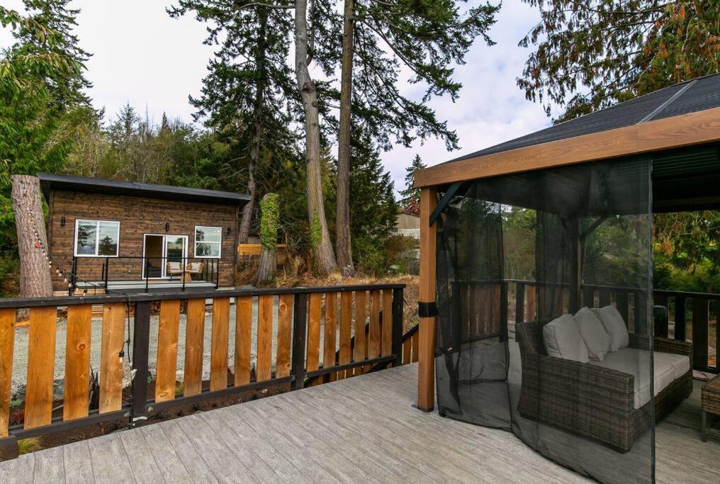 1-Bedroom Knotty Pine Cabin W Sauna & Jacuzzi Сук Екстер'єр фото