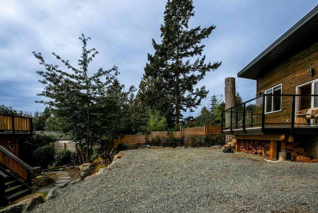 1-Bedroom Knotty Pine Cabin W Sauna & Jacuzzi Сук Екстер'єр фото